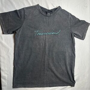 TML by Tomorrowland Embroidered Teal Logo Tee Small Mineral Wash